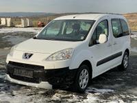 Semnalizari fata peugeot partner 2008